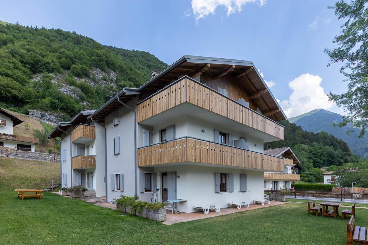Residence Alessio Bezzecca Kültér fotó